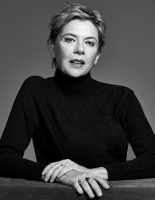 Annette Bening poses for Back Stage 2016