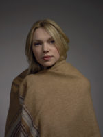 Laura Prepon - InStyle 2006