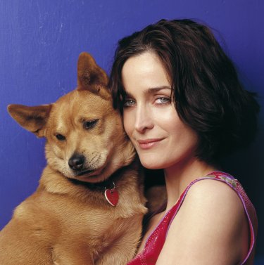 Carrie-Anne Moss – USA Today (March 11, 2001)