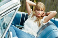 Taylor Swift - Cosmopolitan December 2012
