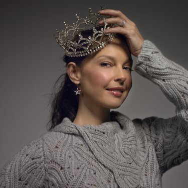 Ashley Judd – InStyle (March 1, 2006)