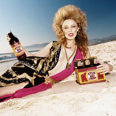 Kylie Minogue – Flaunt (March 1, 2002)