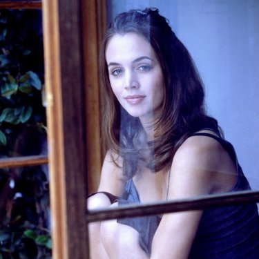 Eliza Dushku – Maxim (October 1, 2002)