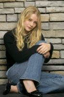 Emilie de Ravin - USA Today 2005