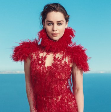 Emilia Clarke – Harper’s Bazaar (2015)
