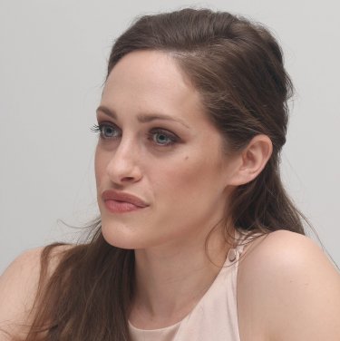 Carly Chaikin – Mr Robot press conference portraits (June 5, 2017)