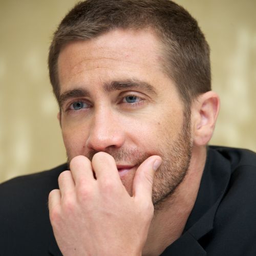 Jake Gyllenhaal – Nightcrawler Press Conference Portraits (2014)