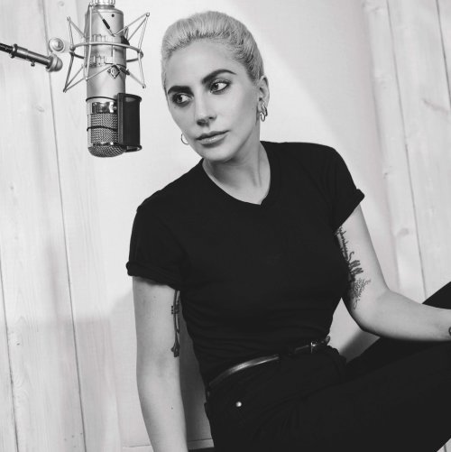 Lady Gaga – Photoshoot for Perfect Illusion (2016)