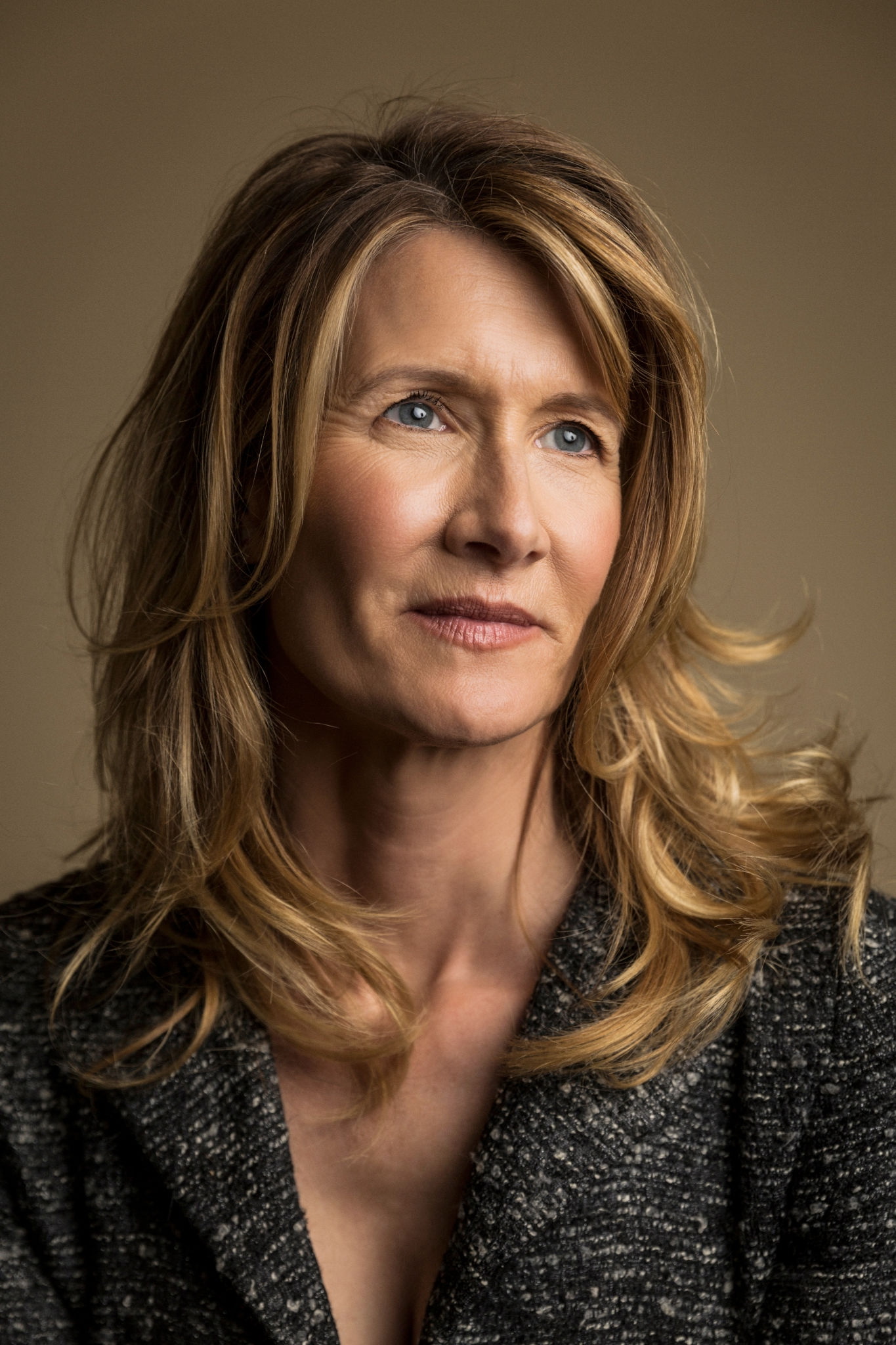 Actress Dern Nyt 17 - 2cxsnxm