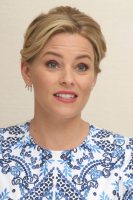 Elizabeth Banks - Love And Mercy Press Conference Portraits (2015)