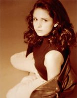 Sarah Michelle Gellar - Self Assignment (January 1, 1995)