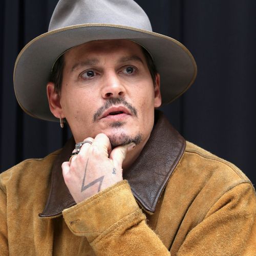 Johnny Depp – Black Mass Press Conference Portraits (2015)