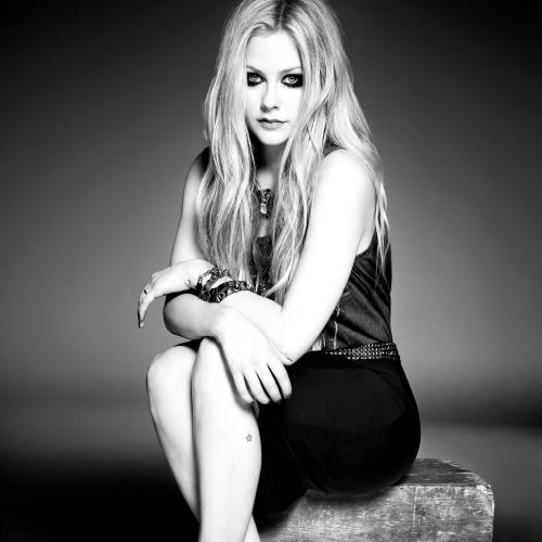 Avril Lavigne – Vanity Fair Italy 2013