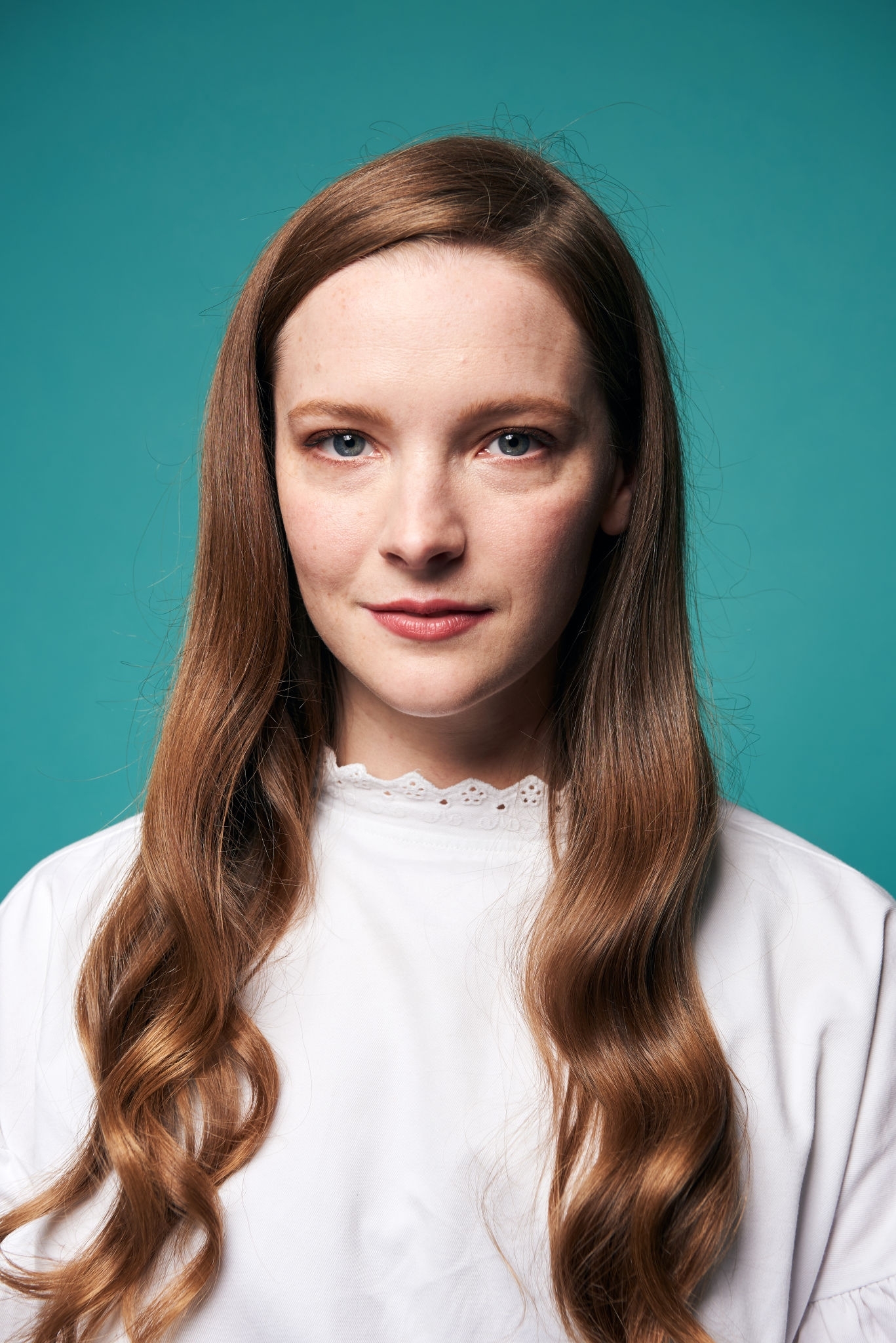 Follow Morfydd Clark On Instagram Now - wtywqa9