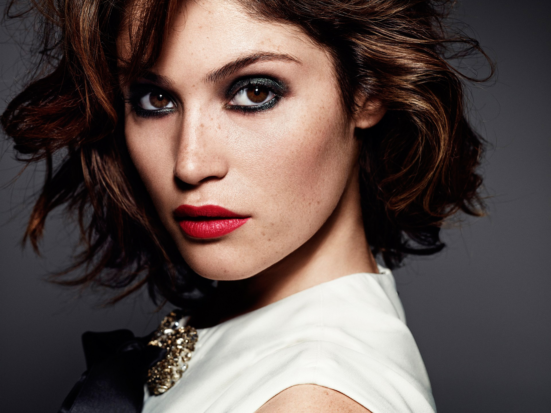 Gemma Arterton - Glamour UK December 2014 HQ